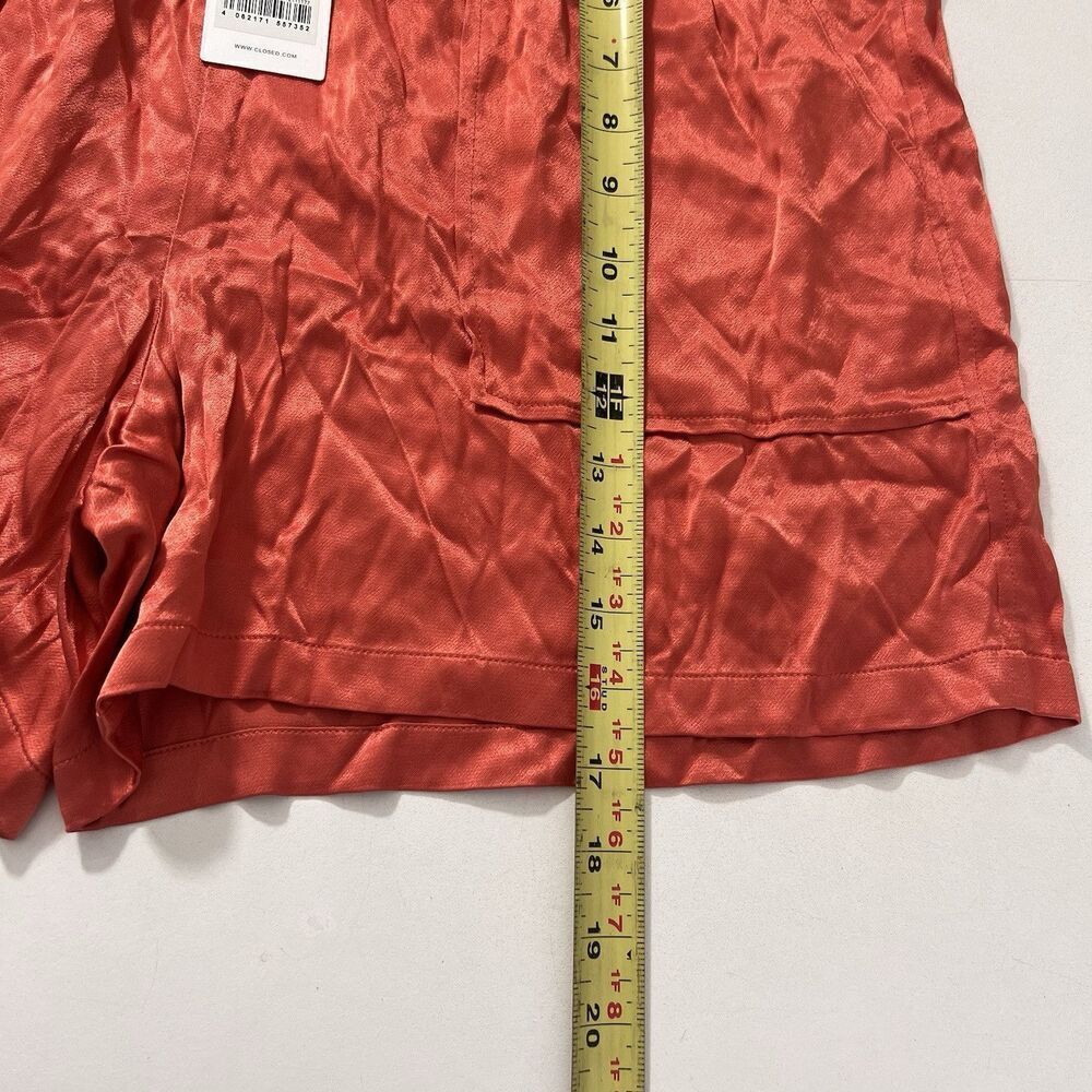 Closed Shorts Women’s Large‎ Satin Coral Vacation Comfort Pull On - Picture 4 of 6
